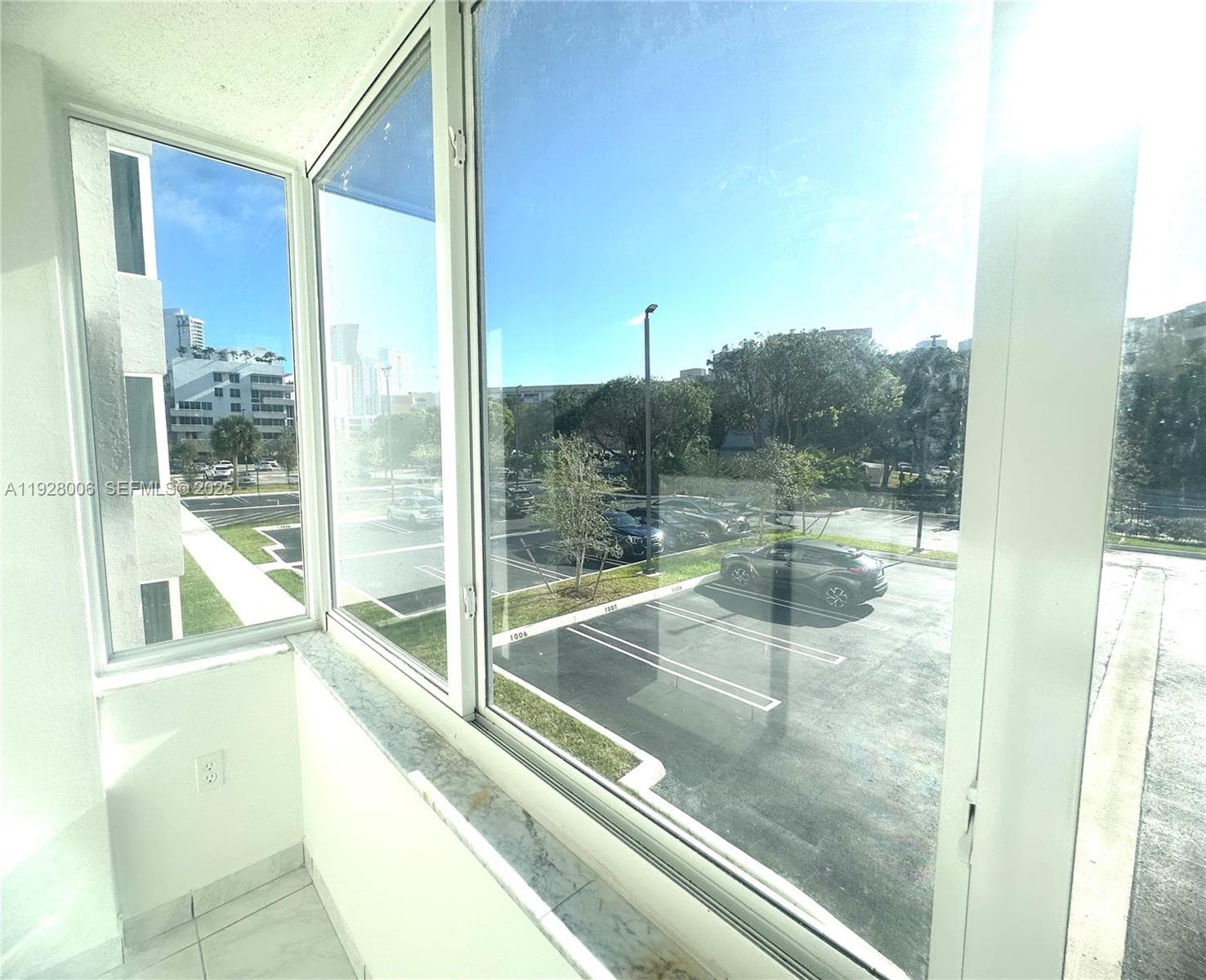 CARIBBEAN BREEZE CONDO · #254 in Sunny Isles Beach - Photo 9