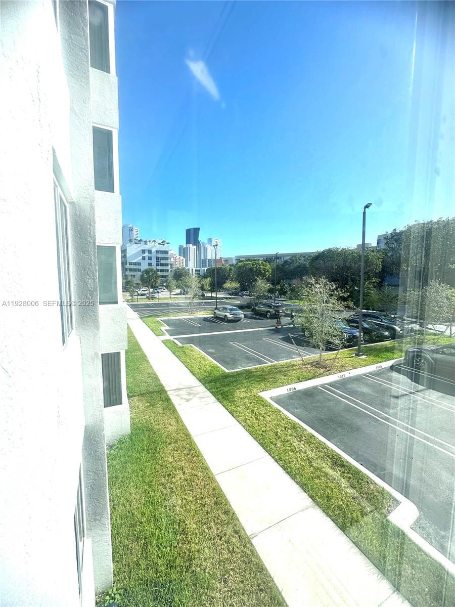 CARIBBEAN BREEZE CONDO · #254 in Sunny Isles Beach - Photo 24