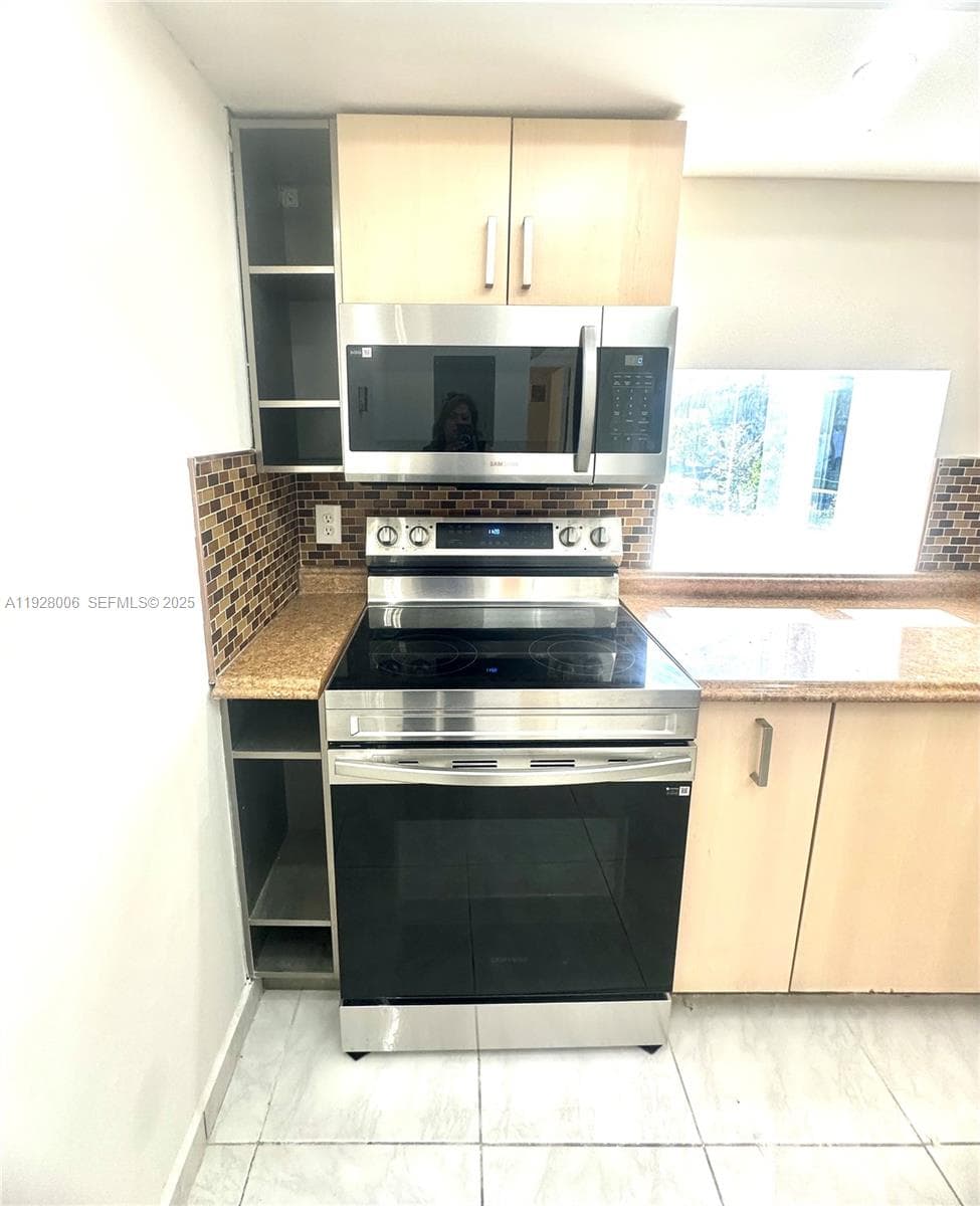 CARIBBEAN BREEZE CONDO · #254 in Sunny Isles Beach - Photo 30