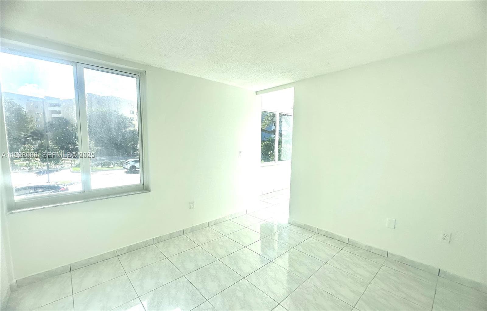 CARIBBEAN BREEZE CONDO · #254 in Sunny Isles Beach - Photo 11