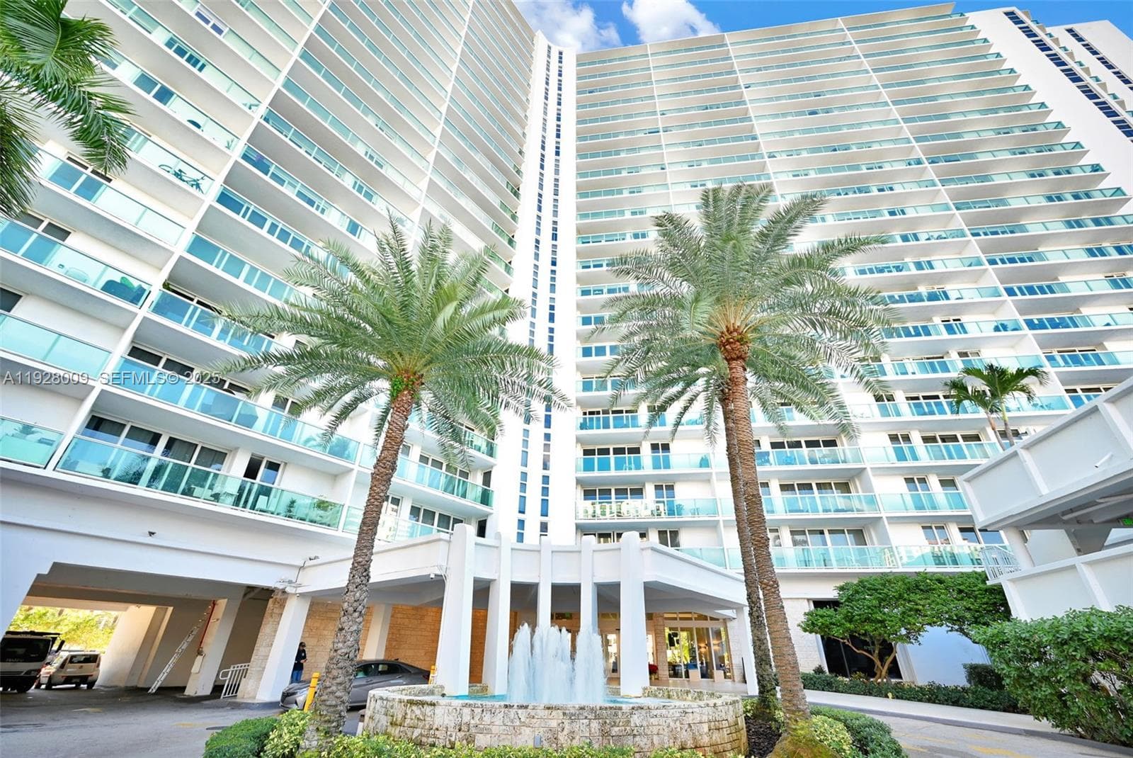 ARLEN HOUSE EAST CONDO · #606 in Sunny Isles Beach - Photo 2