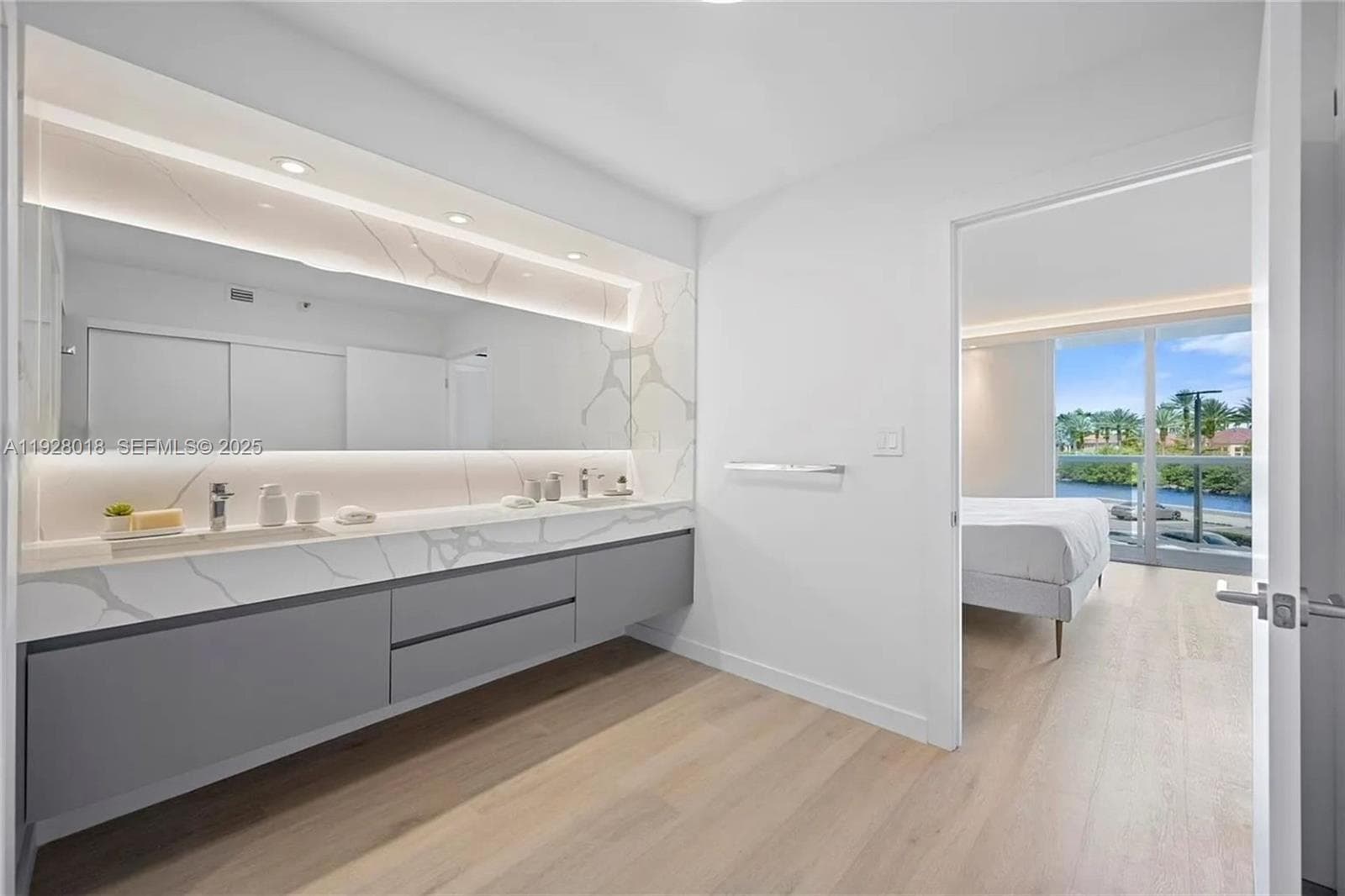 WATERVIEW CONDO · #231 in Aventura - Photo 17