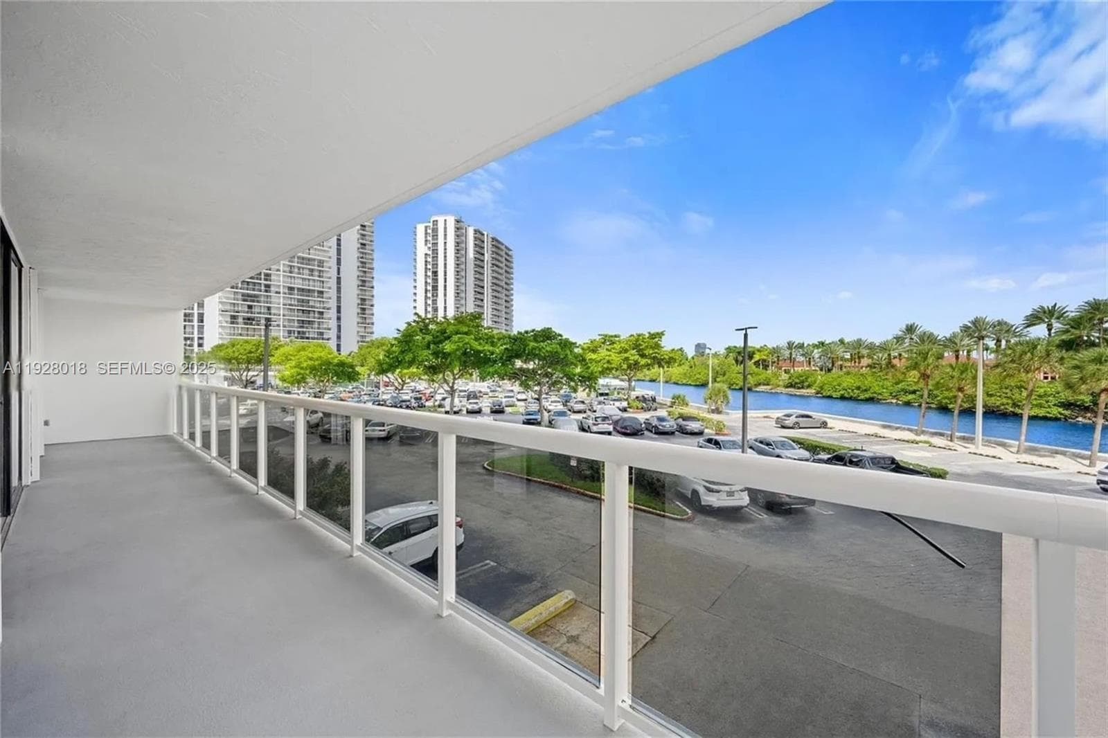 WATERVIEW CONDO · #231 in Aventura - Photo 16