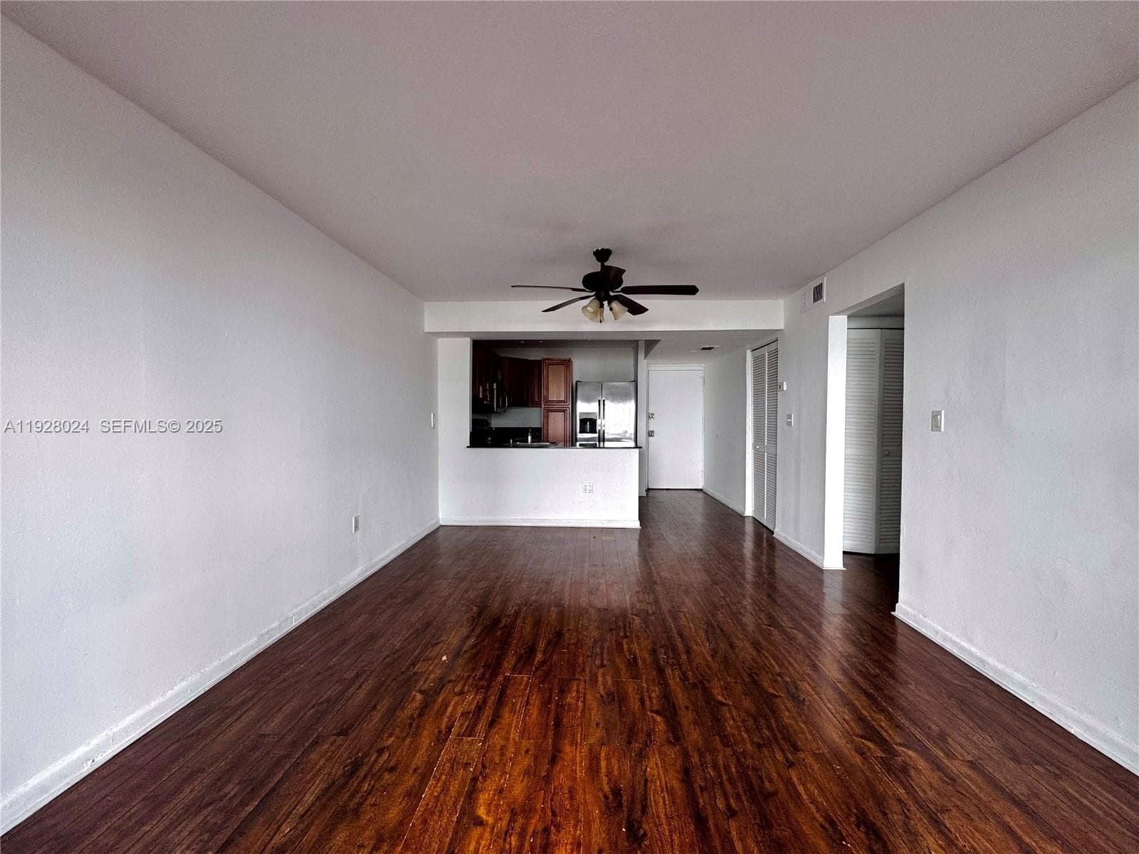 WEST OAKS CONDO · #302 in Miami Beach - Photo 2