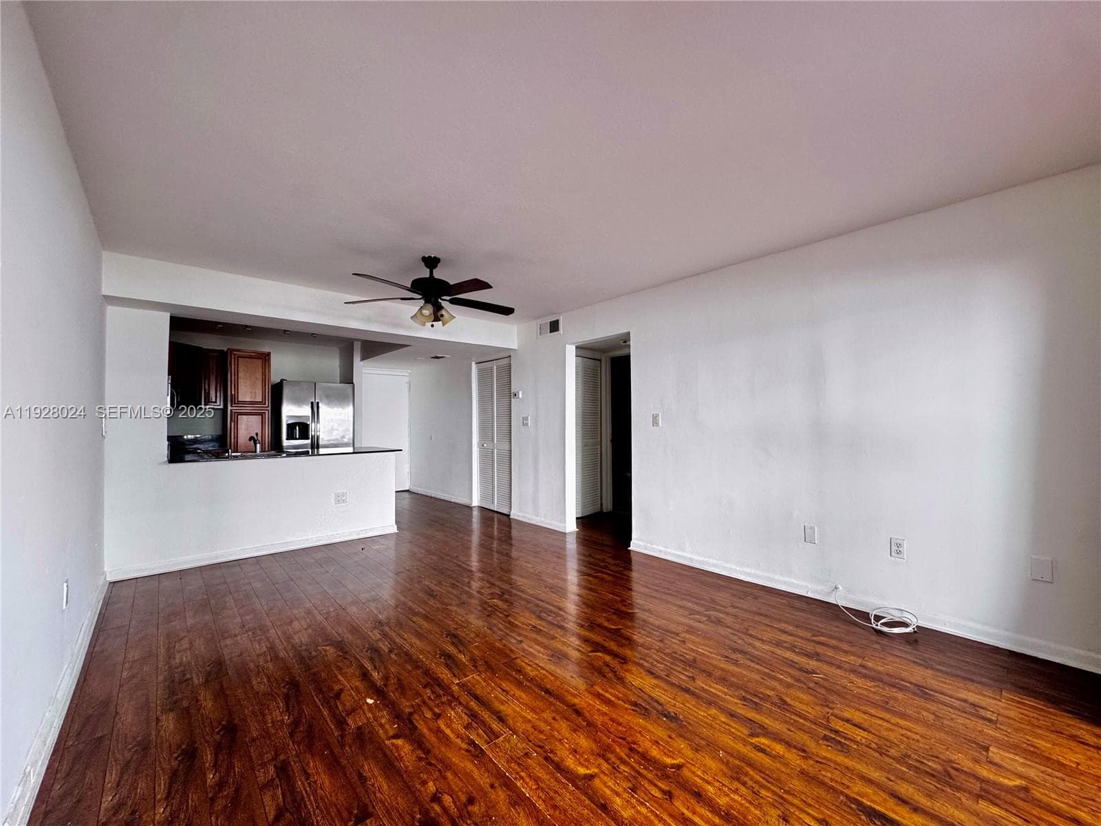 WEST OAKS CONDO · #302 in Miami Beach - Photo 3