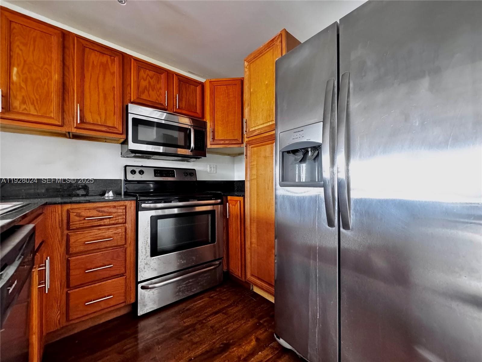 WEST OAKS CONDO · #302 in Miami Beach - Photo 9