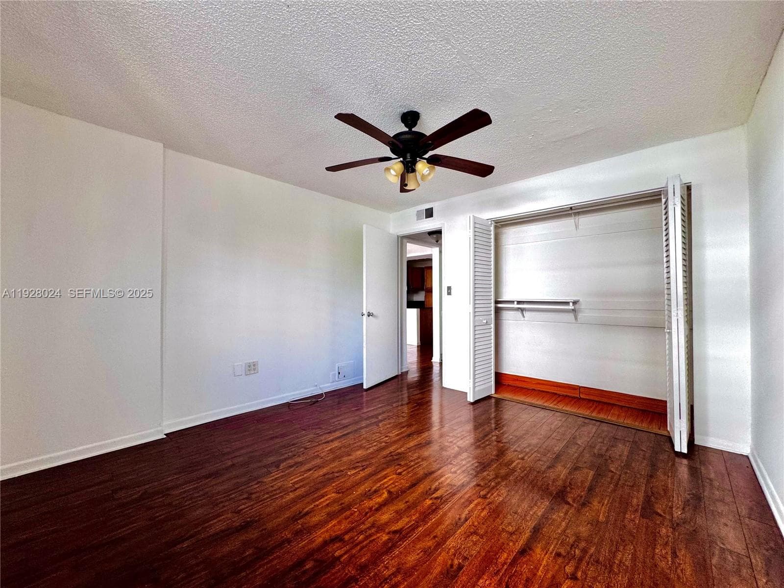 WEST OAKS CONDO · #302 in Miami Beach - Photo 11