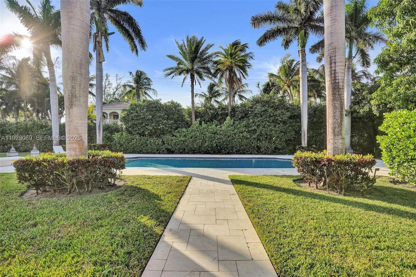 1281 Banyan Rd photo 23
