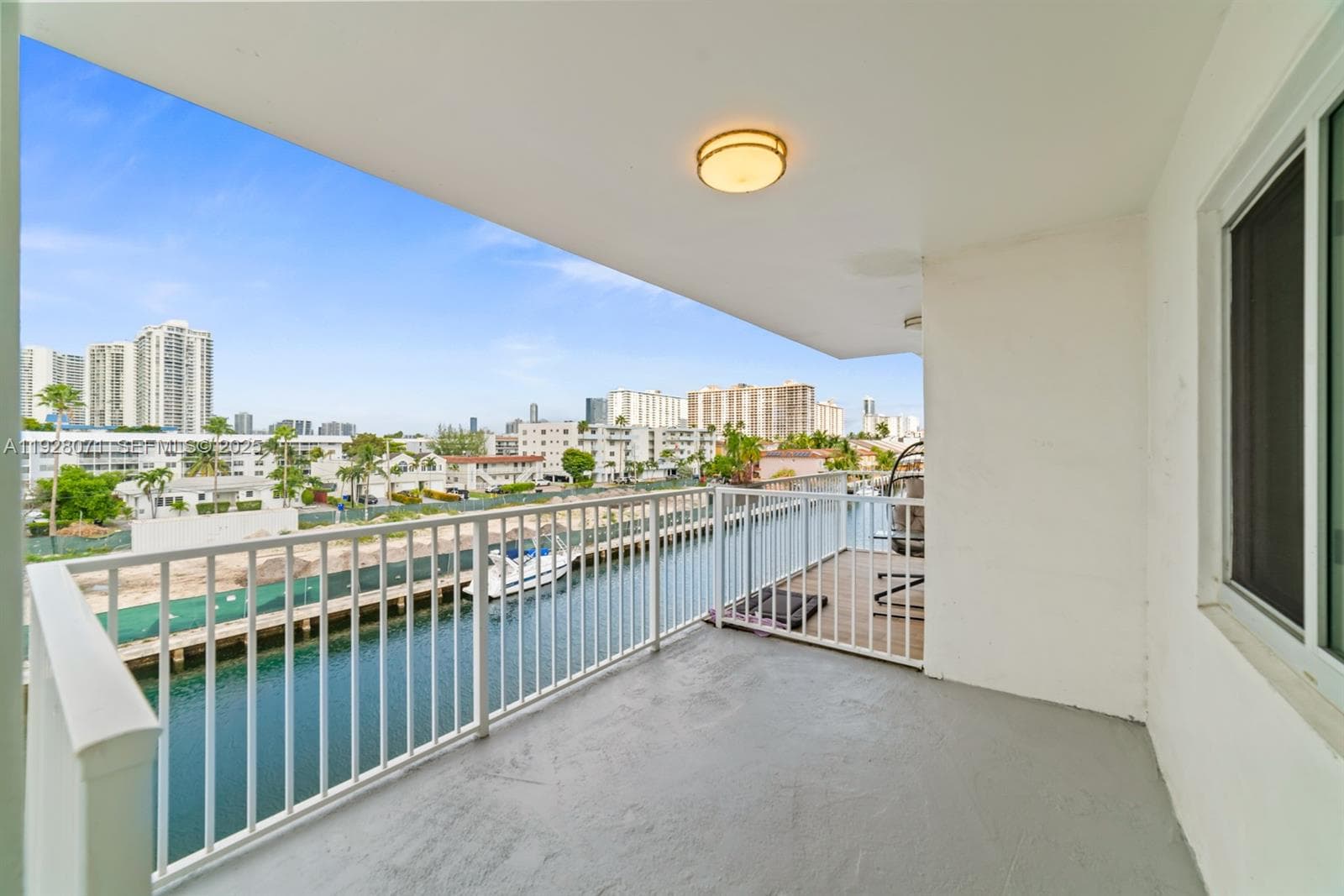 Enclave Shores Condo · #34 in North Miami Beach - Photo 14