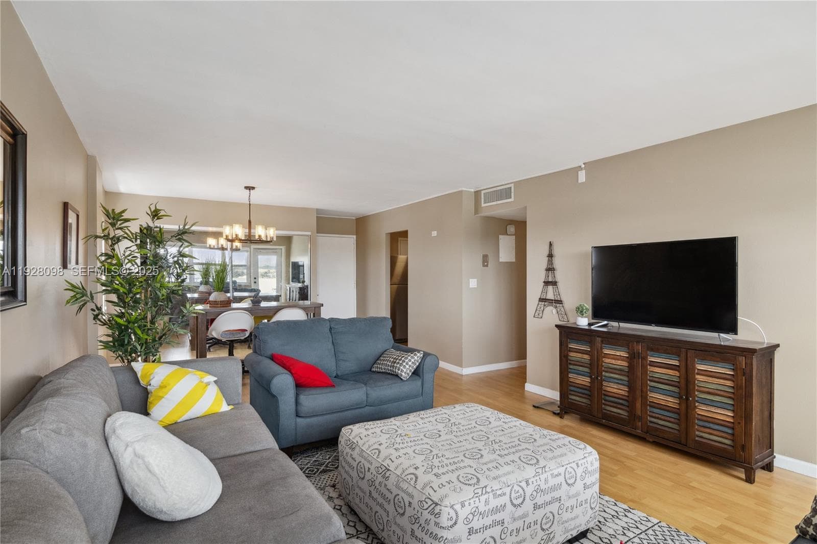 OCEAN VIEW TOWERS CONDO · #1012 in Hallandale Beach - Photo 38