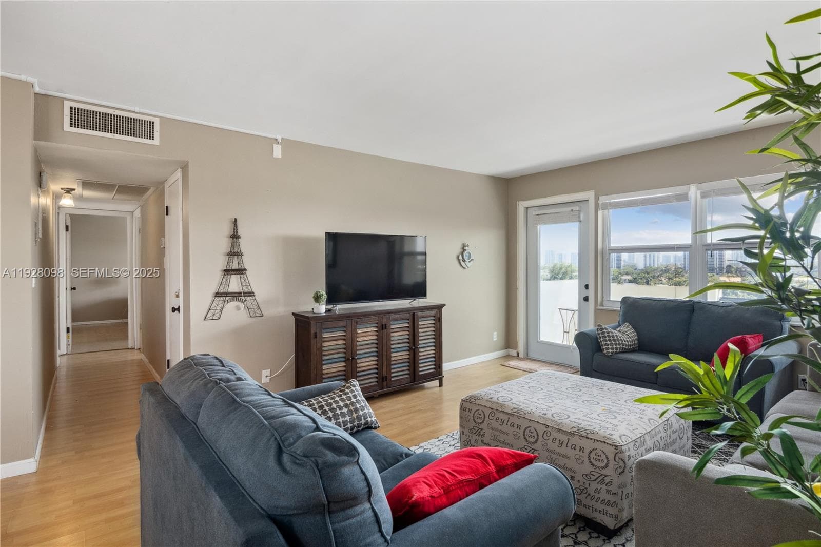 OCEAN VIEW TOWERS CONDO · #1012 in Hallandale Beach - Photo 39