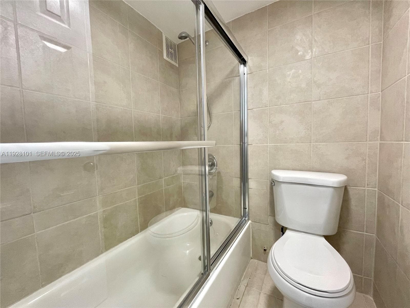 PLAZA OF AMERICAS CONDO P · #410 in Sunny Isles Beach - Photo 16
