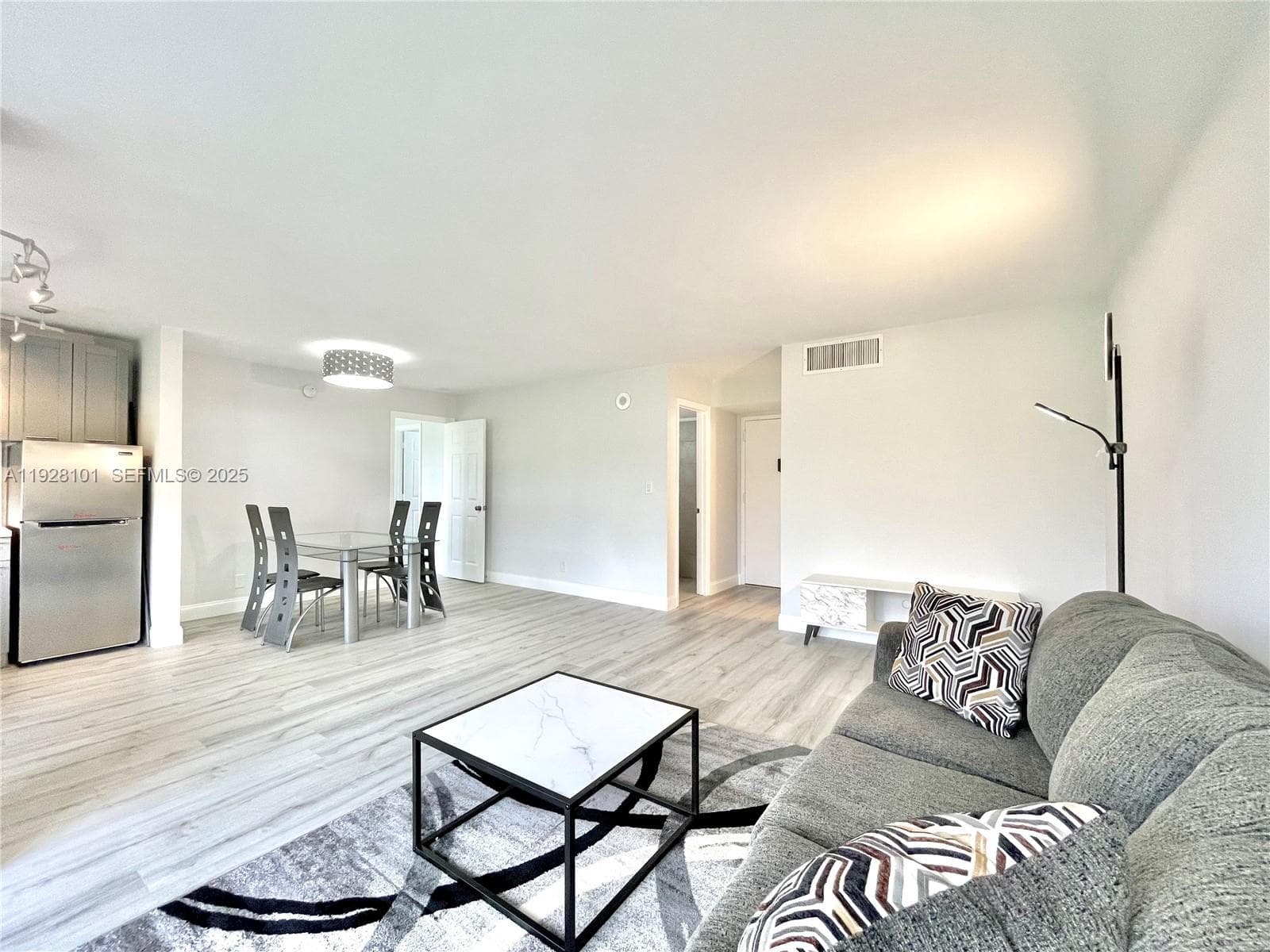 PLAZA OF AMERICAS CONDO P · #410 in Sunny Isles Beach - Photo 26