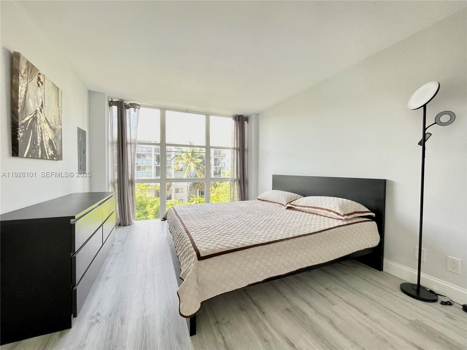 PLAZA OF AMERICAS CONDO P · #410 in Sunny Isles Beach - Photo 10