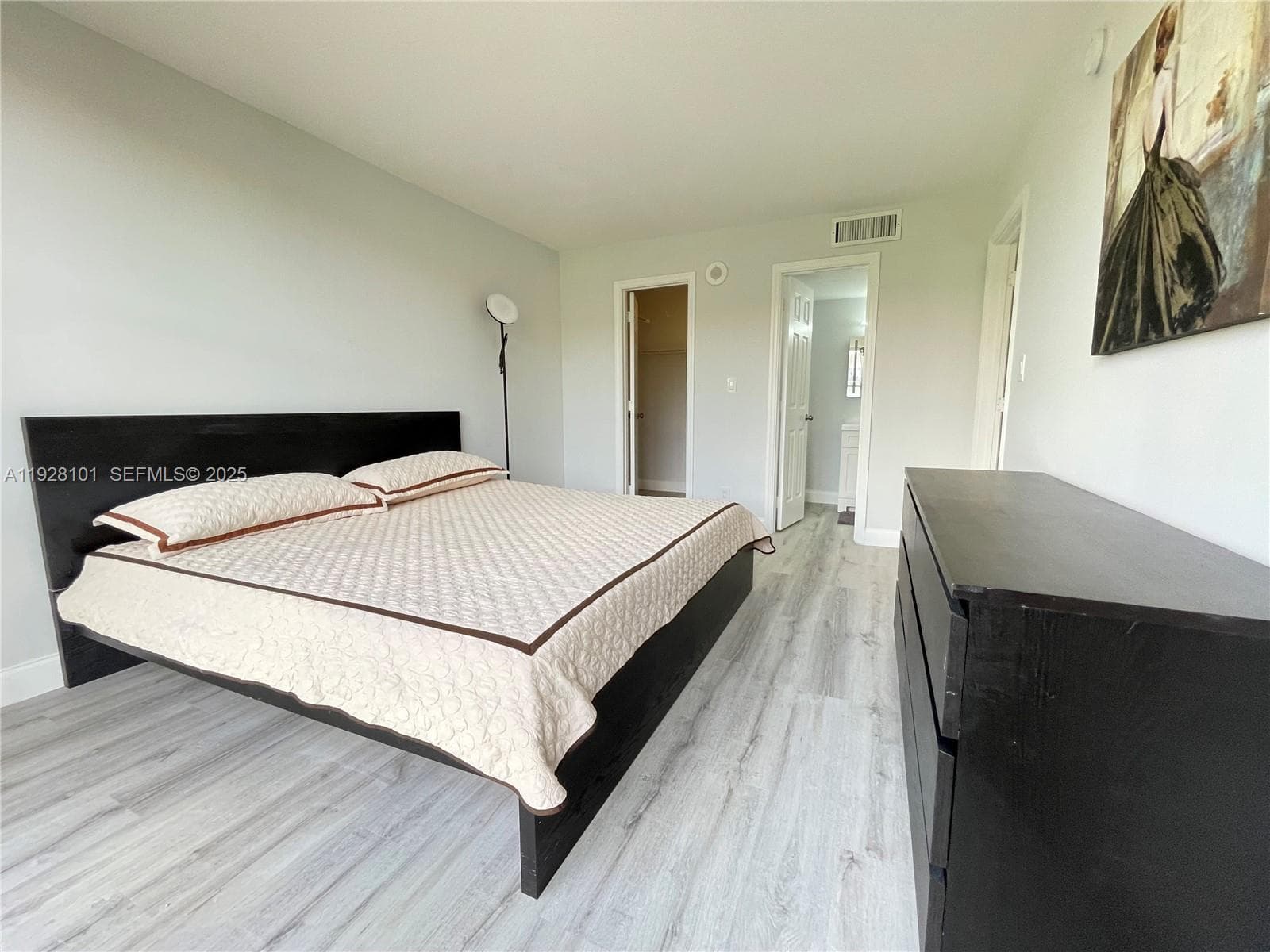 PLAZA OF AMERICAS CONDO P · #410 in Sunny Isles Beach - Photo 18