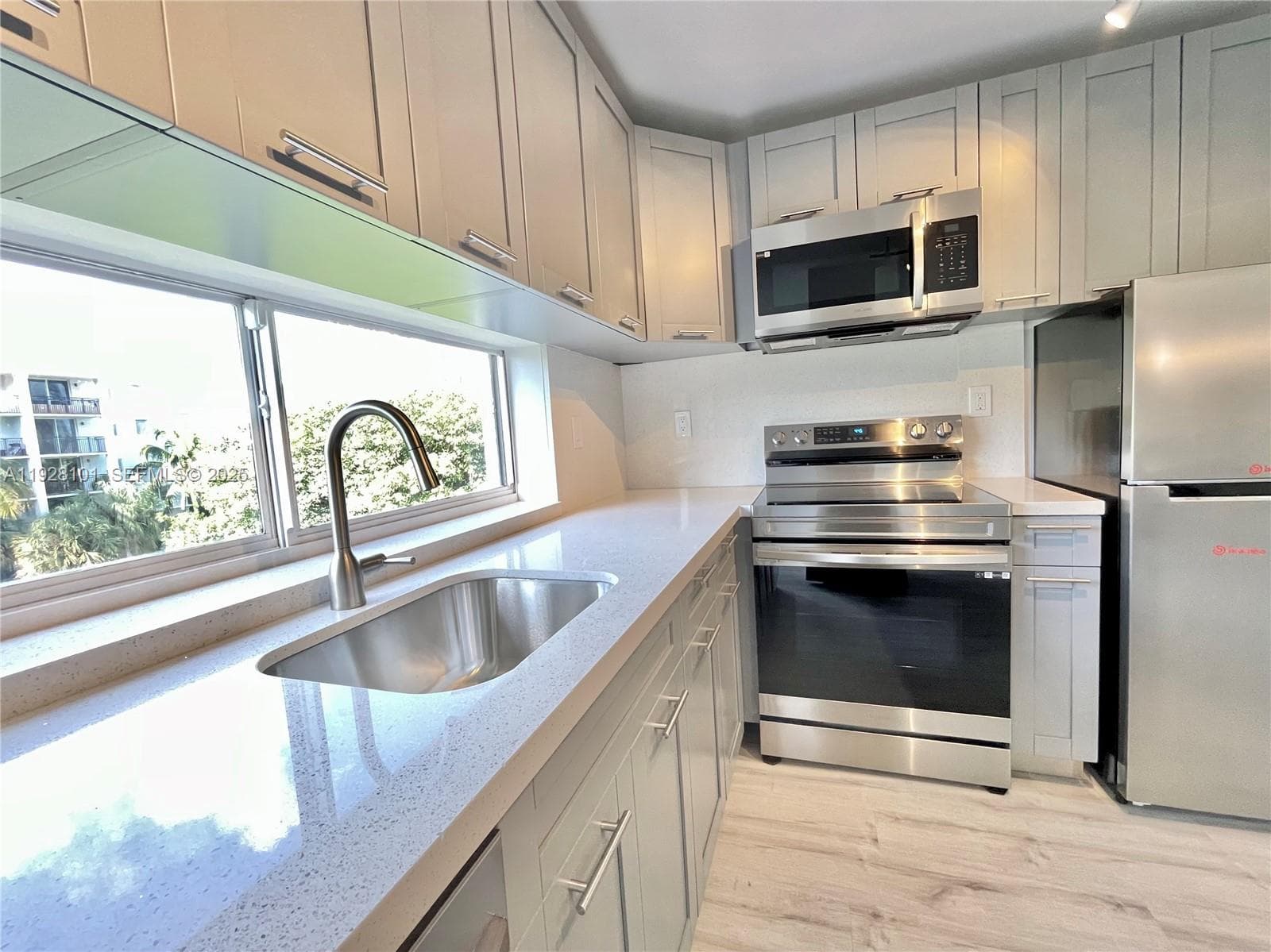 PLAZA OF AMERICAS CONDO P · #410 in Sunny Isles Beach - Photo 8