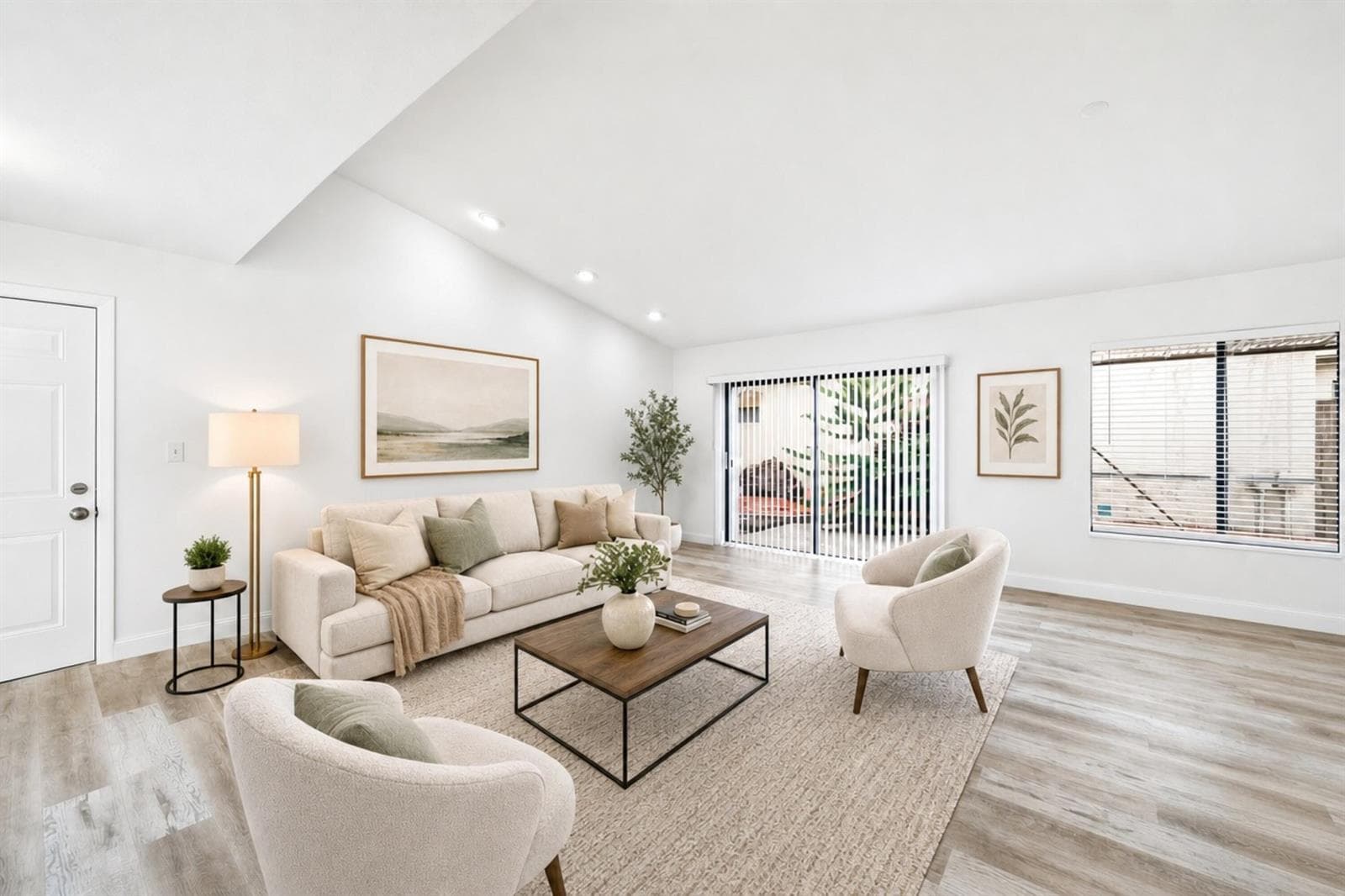 Living Room R