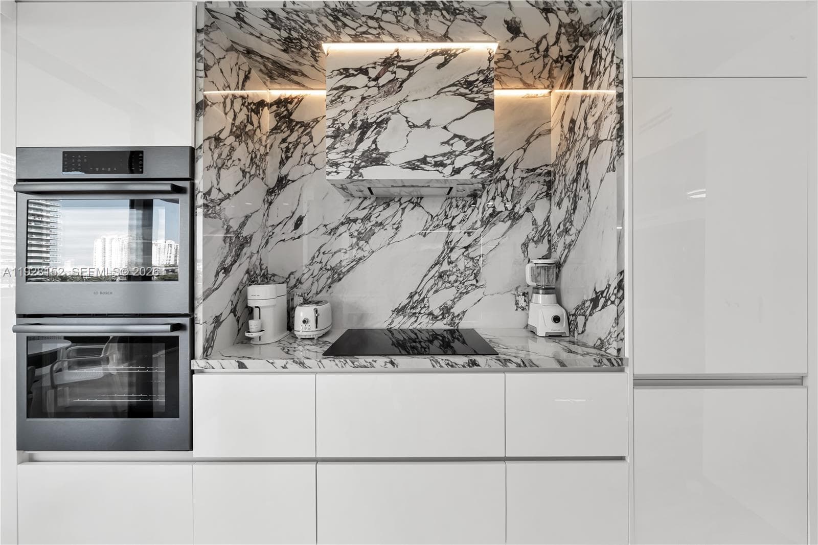Nine Island Avenue · #609 in Miami Beach - Photo 2
