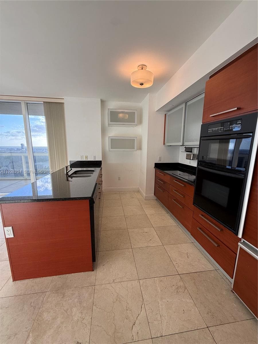 BEACH CLUB TWO · #3006 in Hallandale Beach - Photo 9