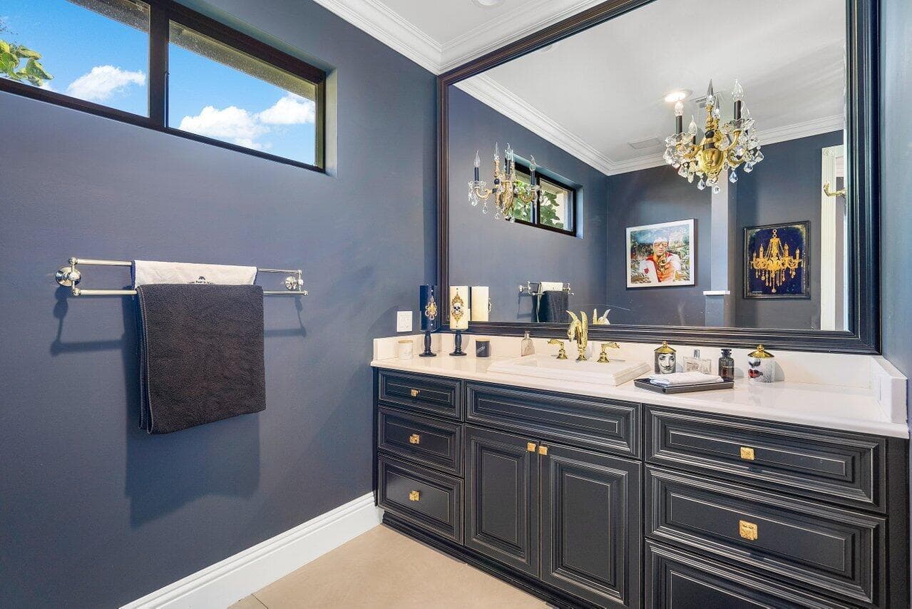 Primary bath