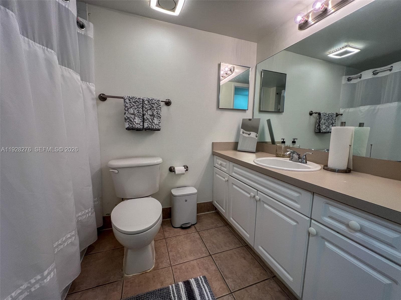 Las Olas By The River · #2303 in Fort Lauderdale - Photo 25