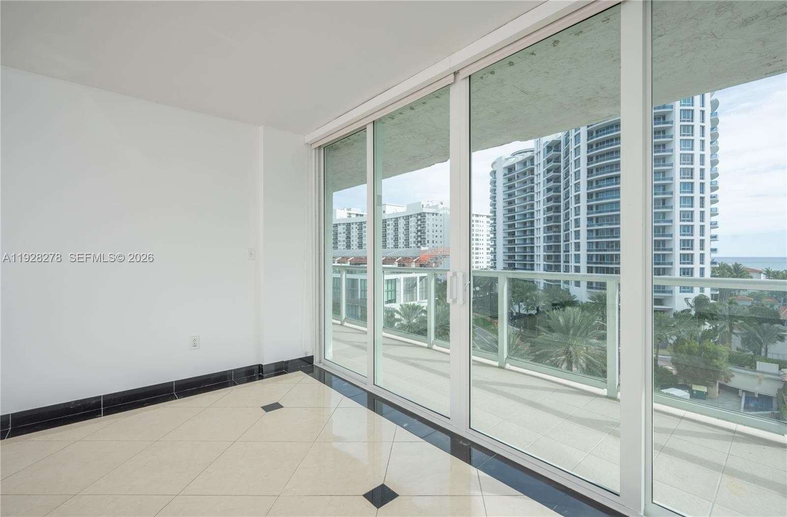 The Grand View · #906 in Miami Beach - Photo 16