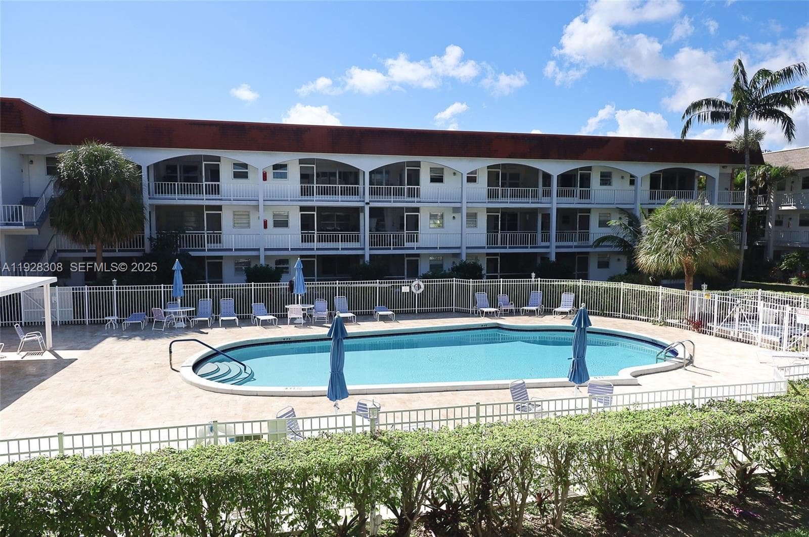 Paradise Villas Condo · #220-A in Hallandale Beach - Photo 1