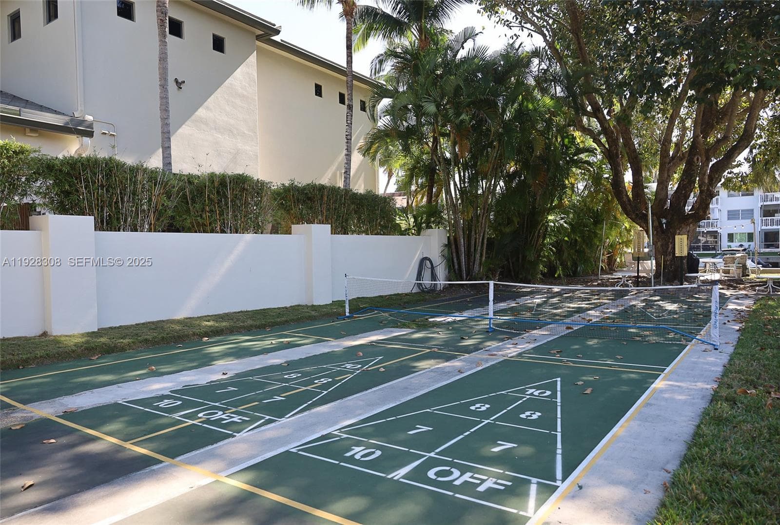 Paradise Villas Condo · #220-A in Hallandale Beach - Photo 18