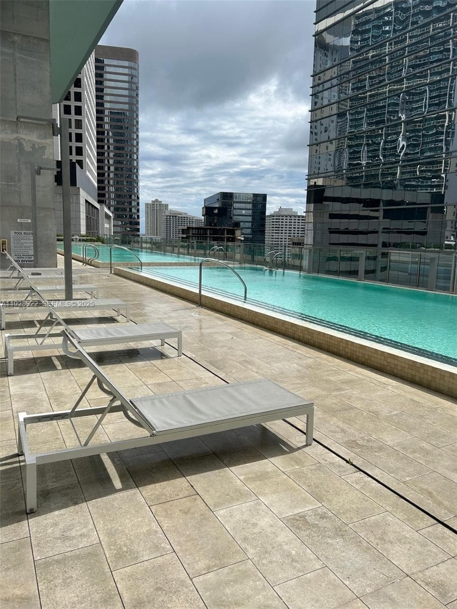 Reach Brickell City Centre · #3008 in Miami - Photo 27