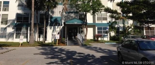 AVILA CONDO · #411 in Sunny Isles Beach - Photo 2