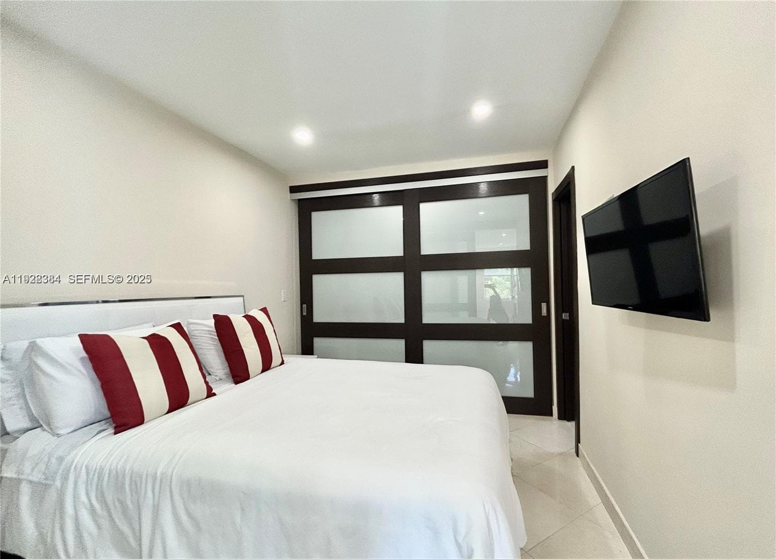 THE CORONET CONDO · #9 in Miami Beach - Photo 10
