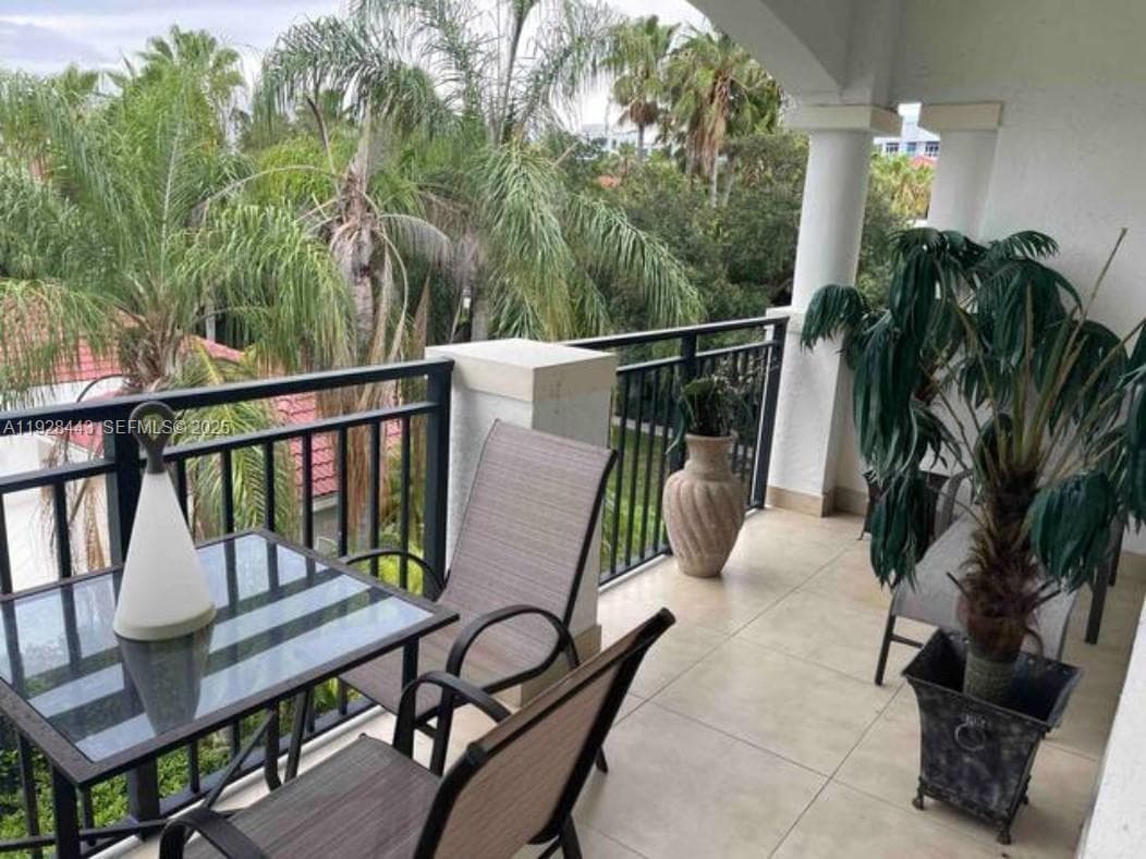 VILLAGE BY THE BAY · #9302 in Aventura - Photo 11