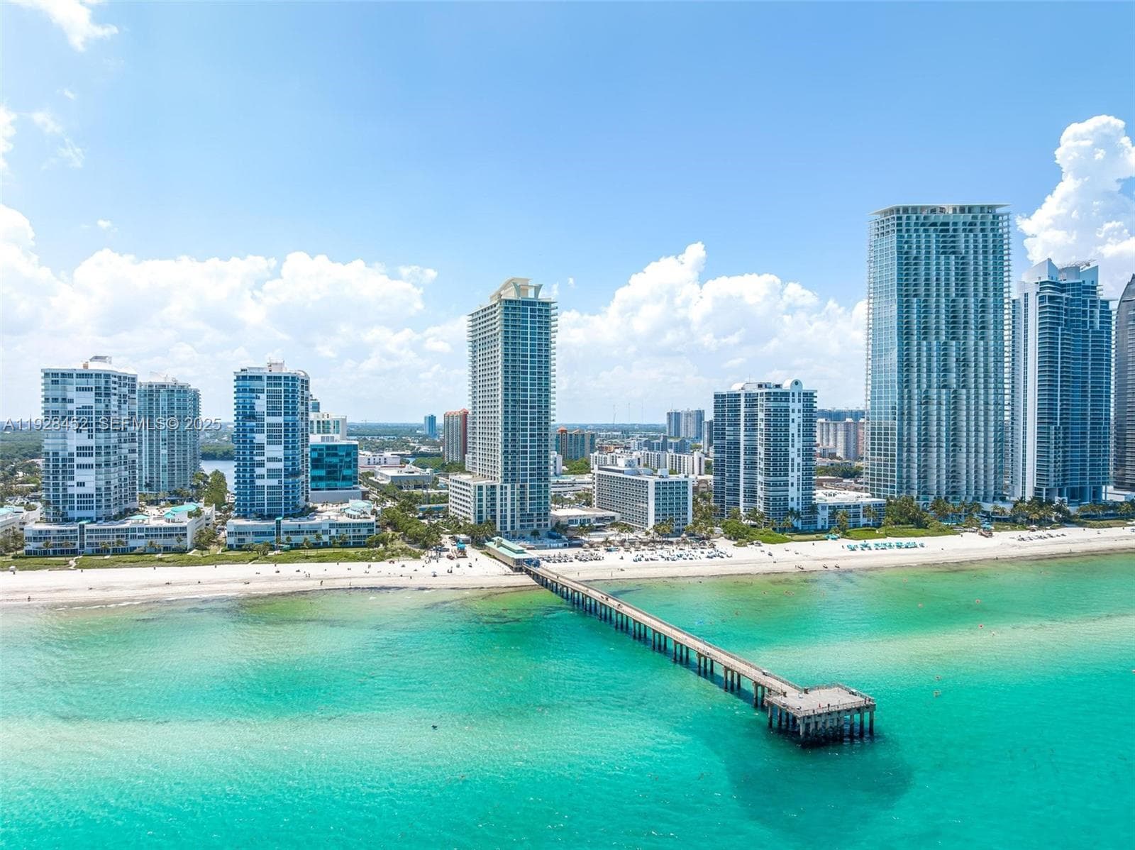 La Perla · #1507 in Sunny Isles Beach - Photo 24