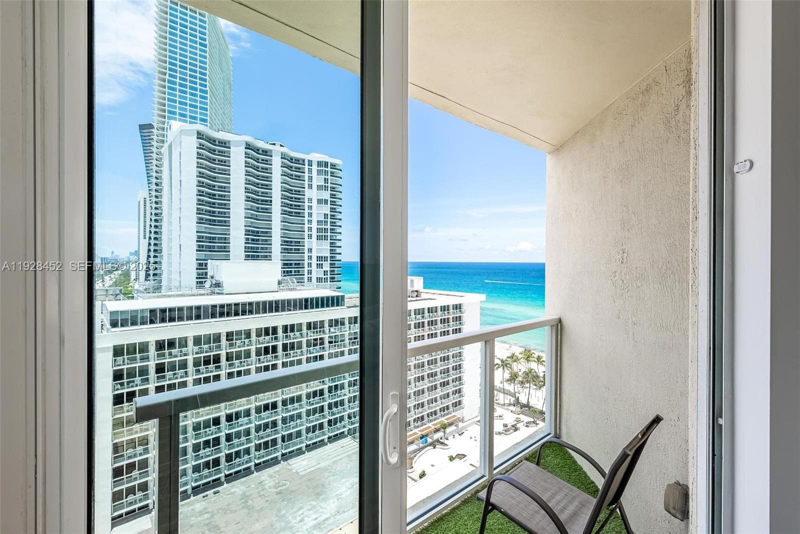 La Perla · #1507 in Sunny Isles Beach - Photo 19