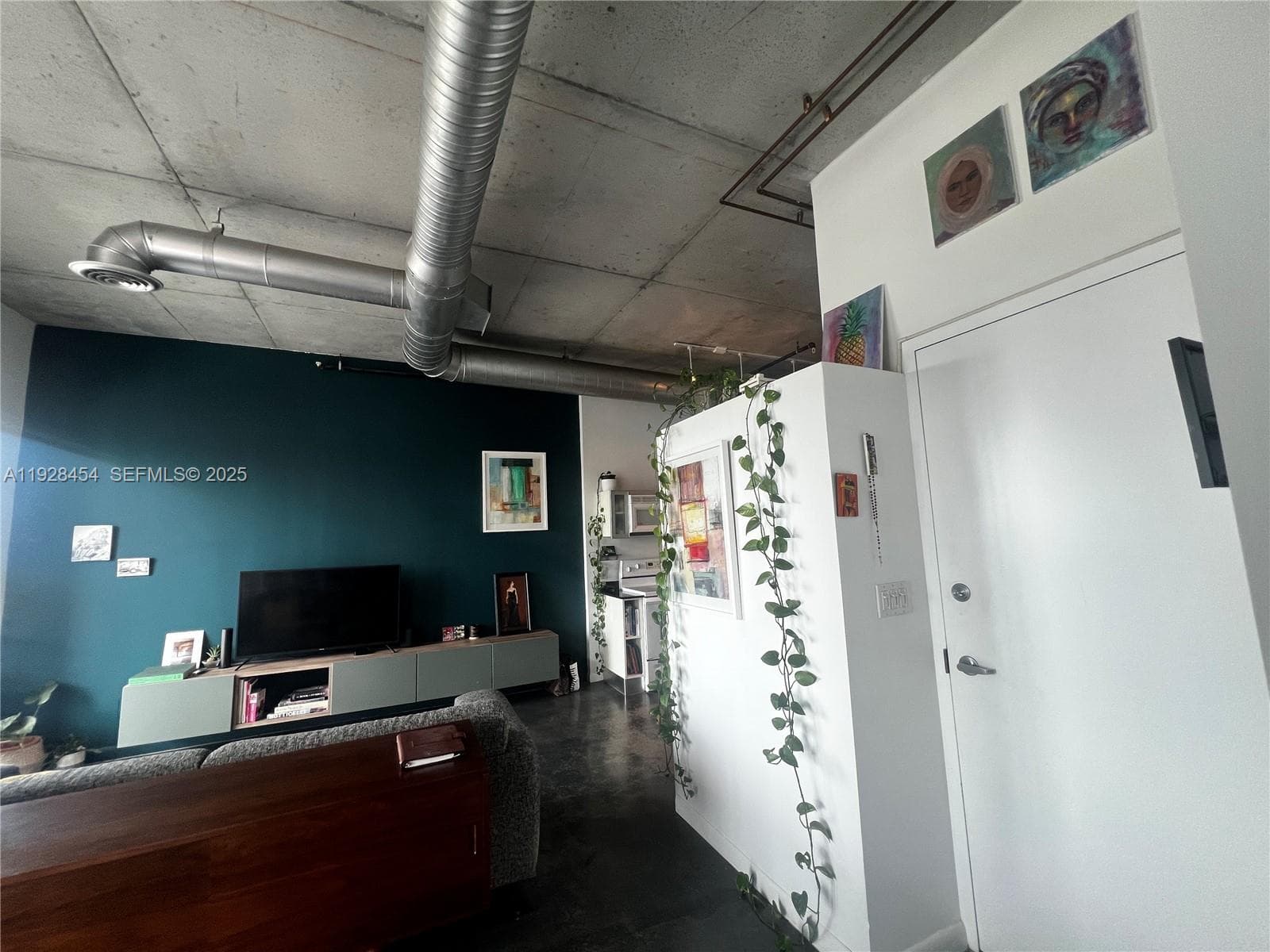 NEO CONDO NEO LOFT · #812 in Miami - Photo 18