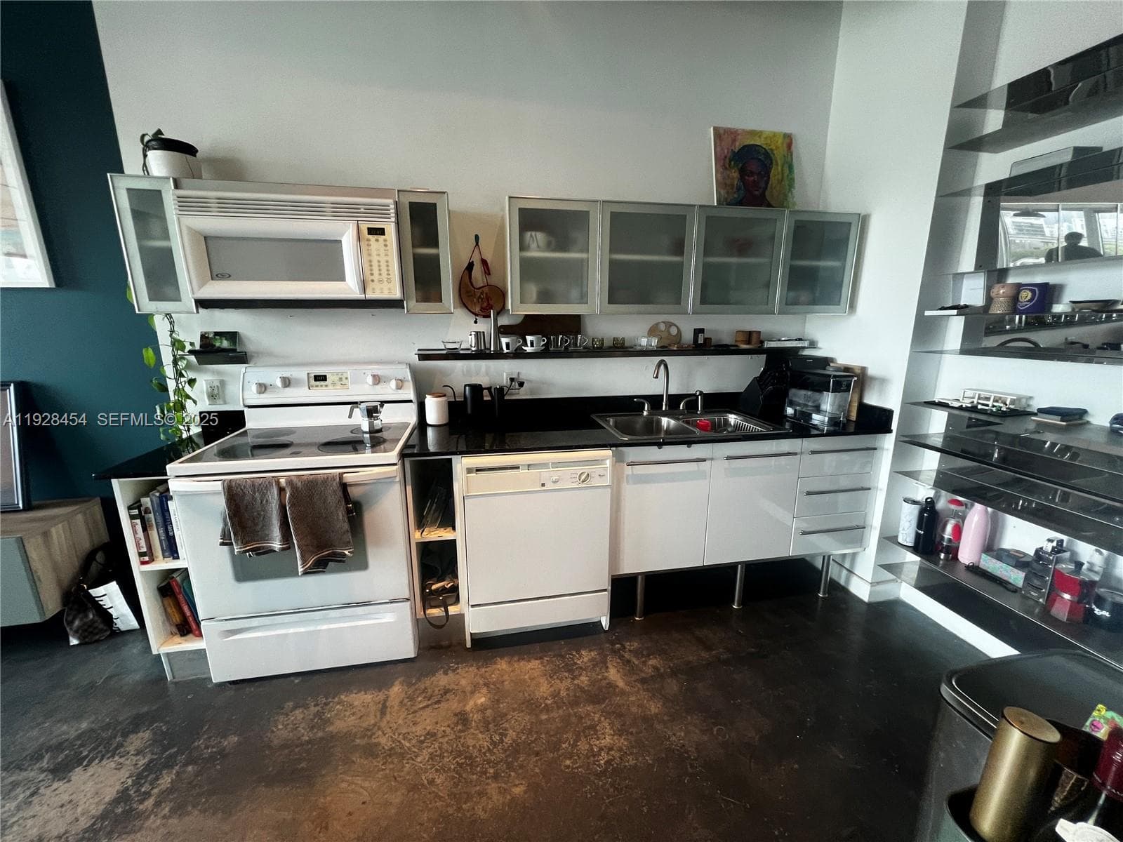 NEO CONDO NEO LOFT · #812 in Miami - Photo 21