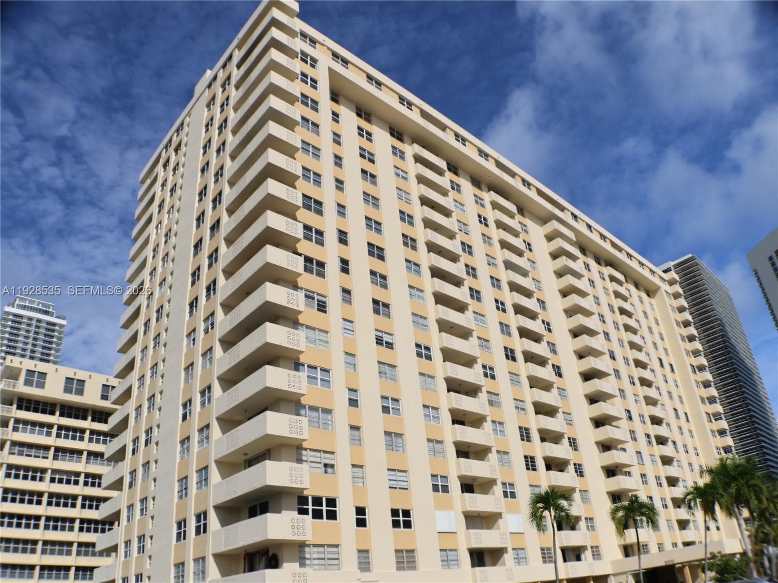 PLAZA TOWERS NORTH CONDO · #1807 in Hallandale Beach - Photo 6