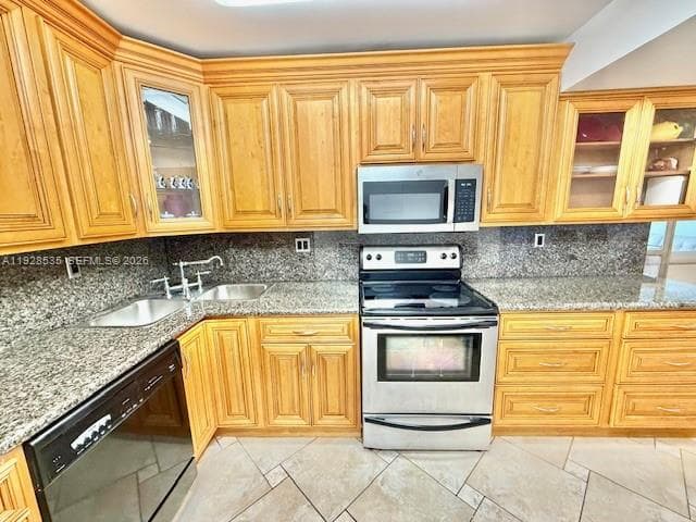 PLAZA TOWERS NORTH CONDO · #1807 in Hallandale Beach - Photo 16