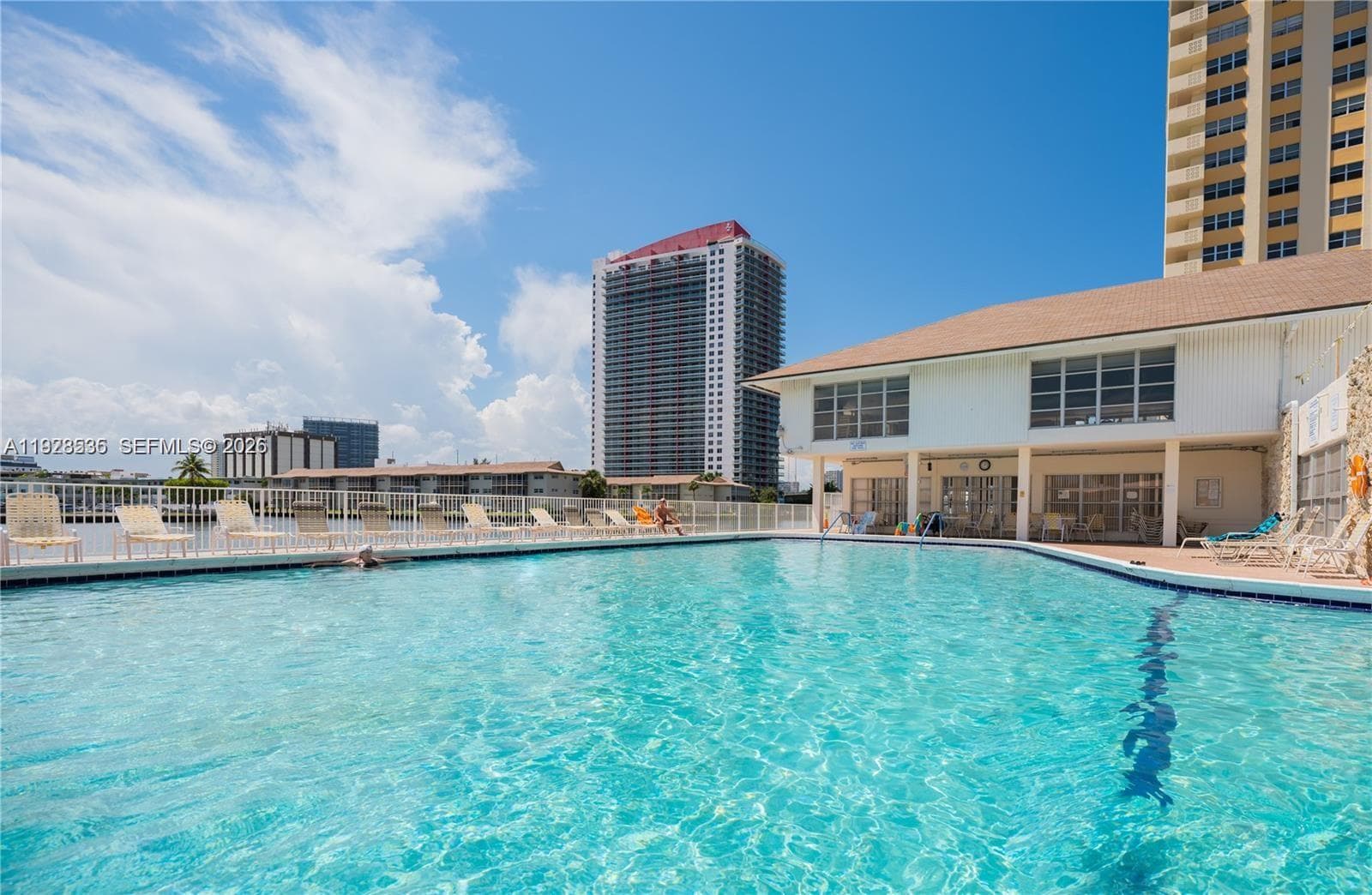 PLAZA TOWERS NORTH CONDO · #1807 in Hallandale Beach - Photo 28