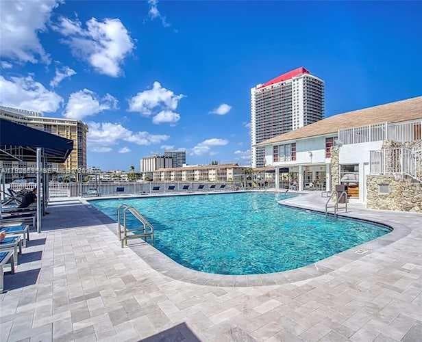 PLAZA TOWERS NORTH CONDO · #1807 in Hallandale Beach - Photo 30