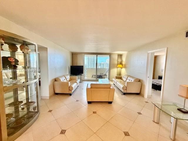 PLAZA TOWERS NORTH CONDO · #1807 in Hallandale Beach - Photo 11