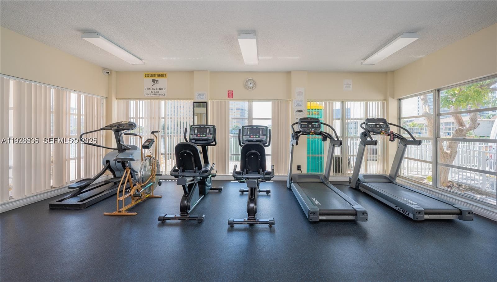 PLAZA TOWERS NORTH CONDO · #1807 in Hallandale Beach - Photo 25