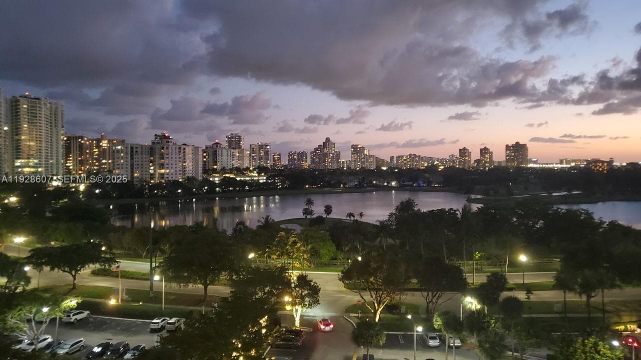 FLAMENCO CONDO TOWER I · #1004 in Aventura - Photo 17