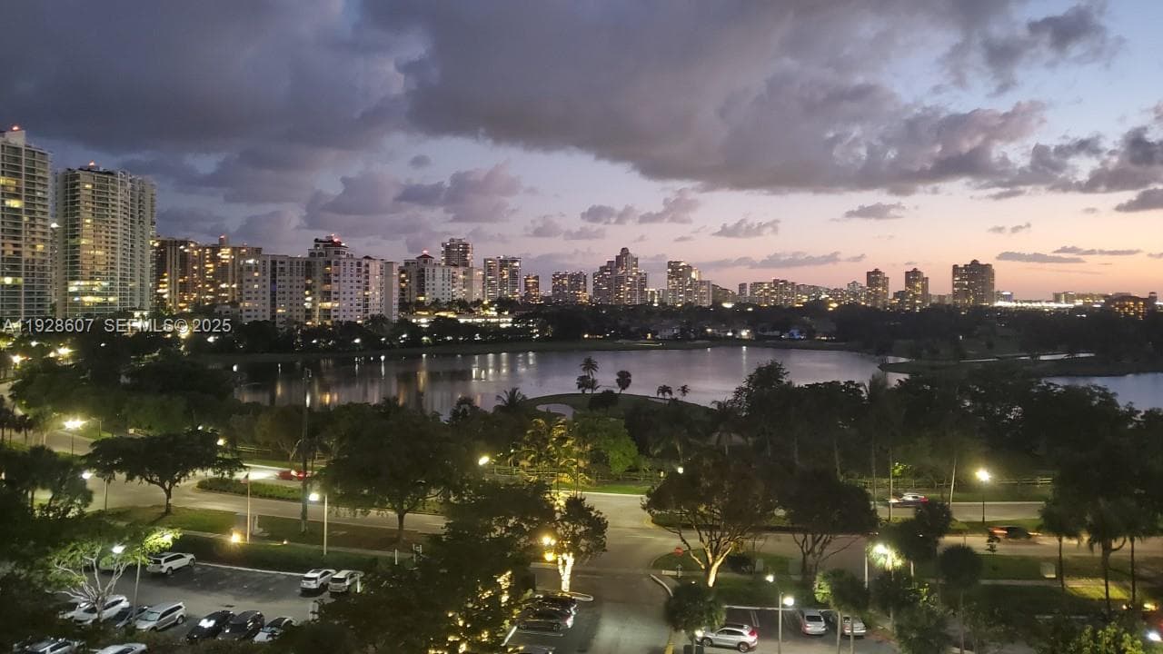 FLAMENCO CONDO TOWER I · #1004 in Aventura - Photo 15