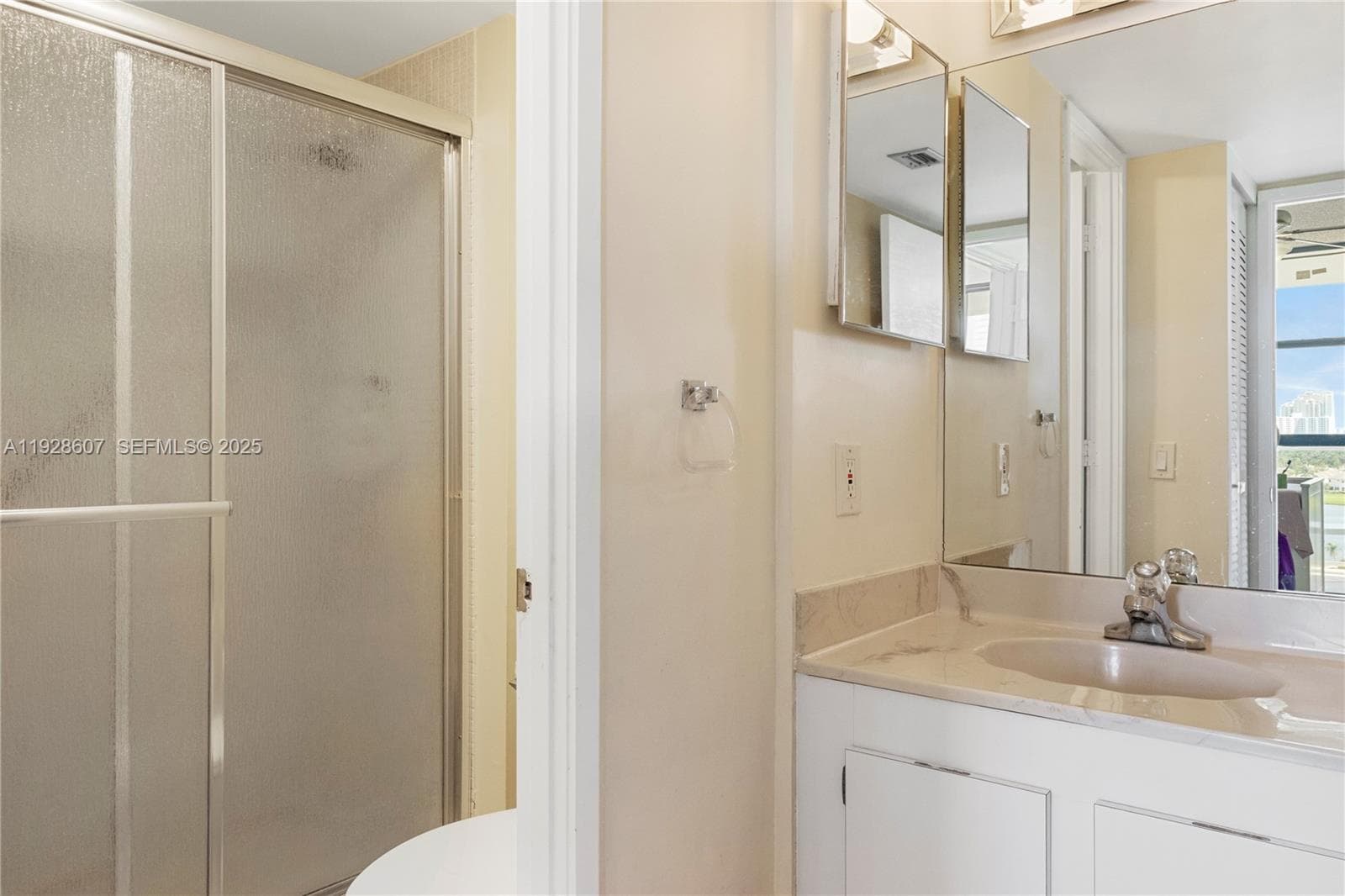 FLAMENCO CONDO TOWER I · #1004 in Aventura - Photo 11