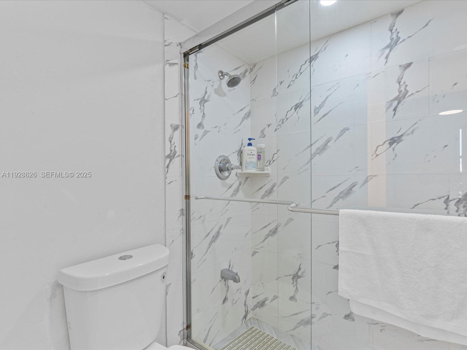 CORONADO CONDO TOWER I · #1608 in Aventura - Photo 19