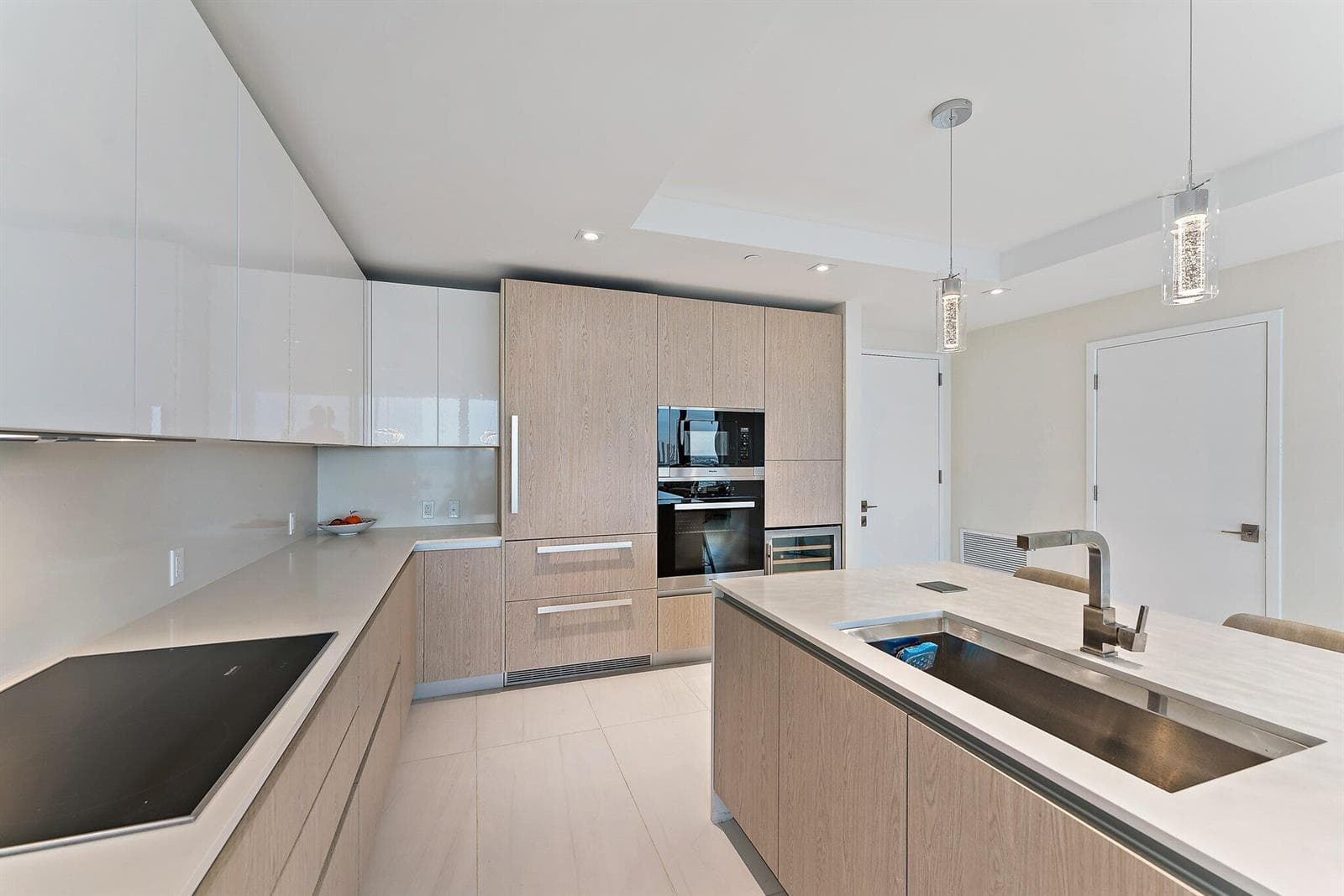005-3100NOceanDr-1501-SingerIsland-SMALL