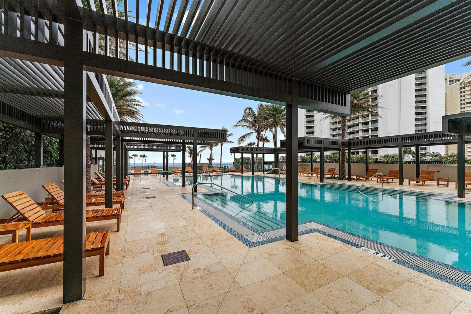 040-3100NOceanDr-1501-SingerIsland-SMALL
