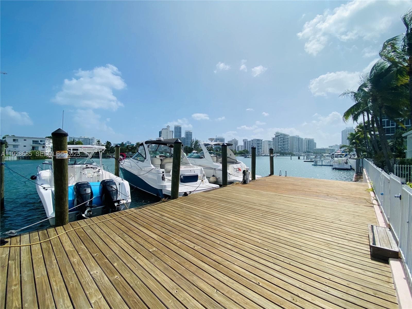 BAY DRIVE CONDO · #11 in Miami Beach - Photo 20