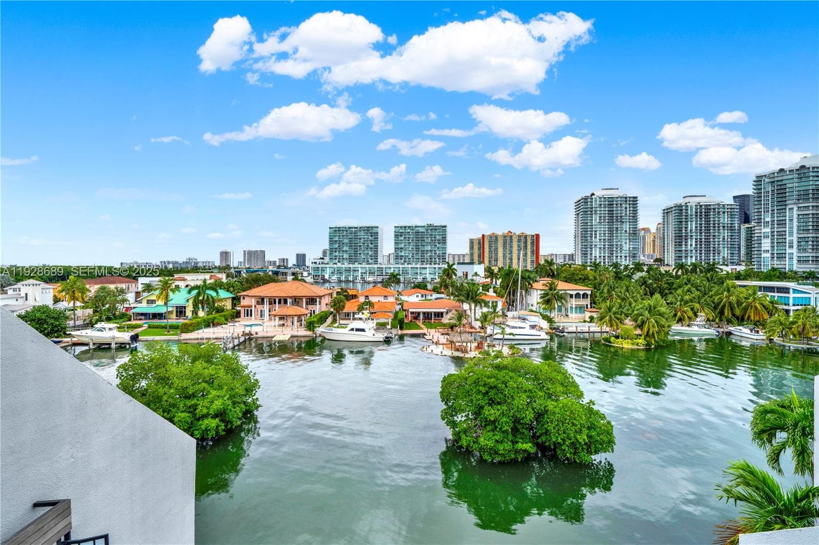 POINCIANA ISLAND YACHT & · #1230 in Sunny Isles Beach - Photo 1
